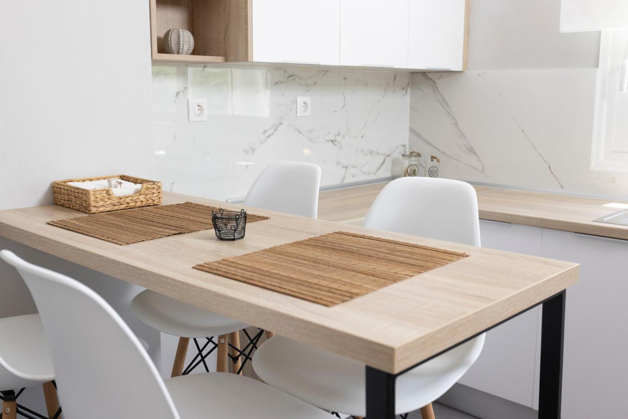 Polychrono Suite 1 Luaran gambar